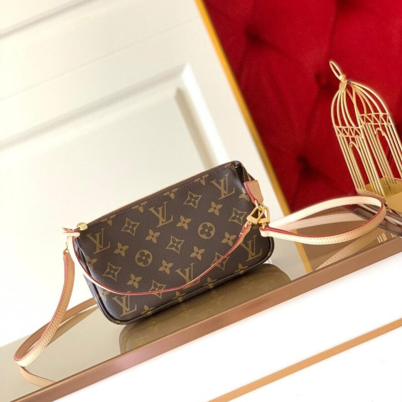 LV POUCH ACCESSORIES NM