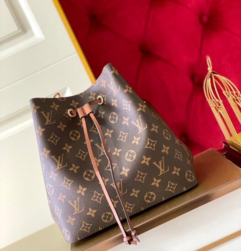 LV NÉONOÉ MM CARAMEL